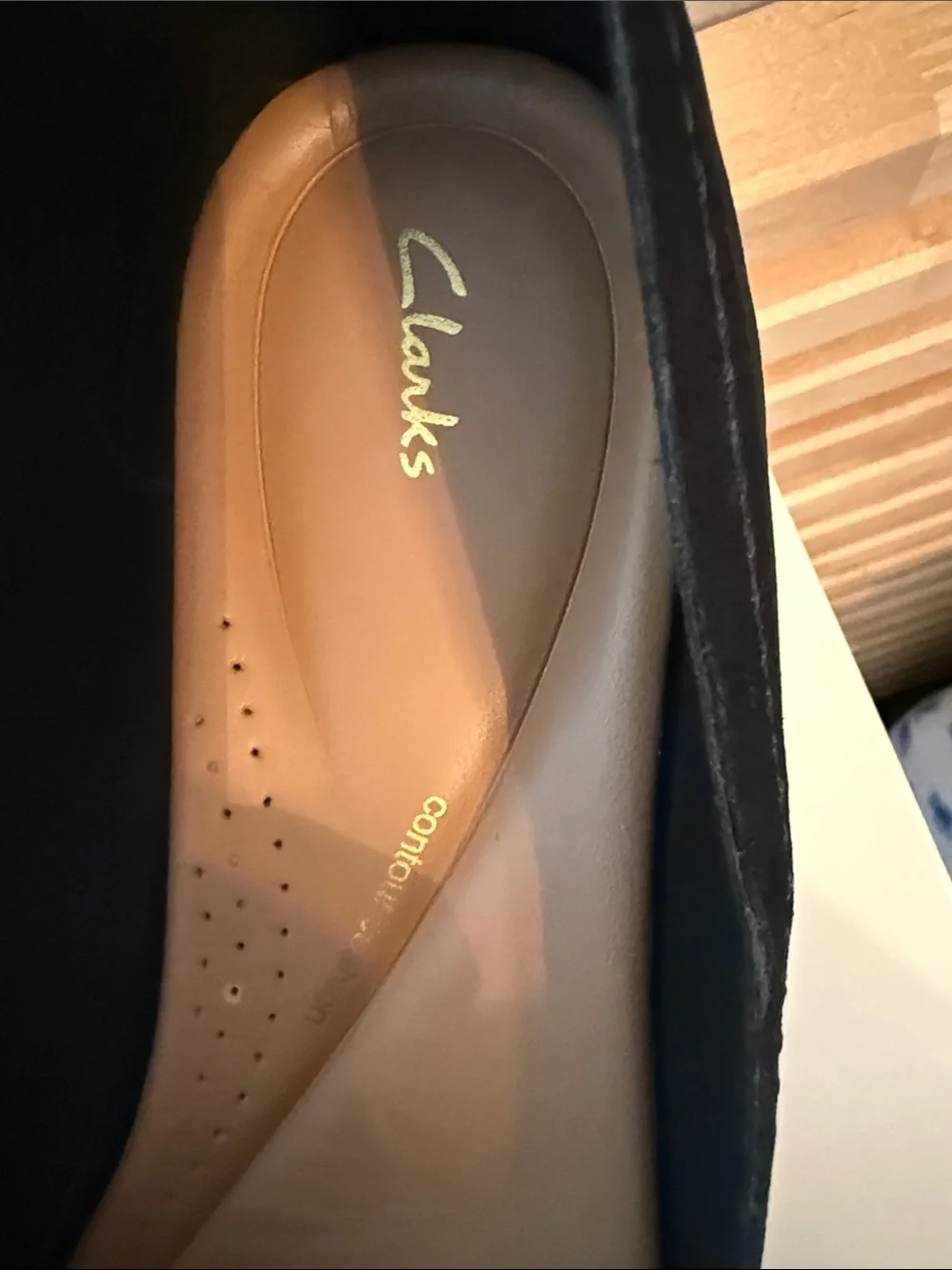 Clarks Black Slip-On Loafers 9 Wide Suede Leather